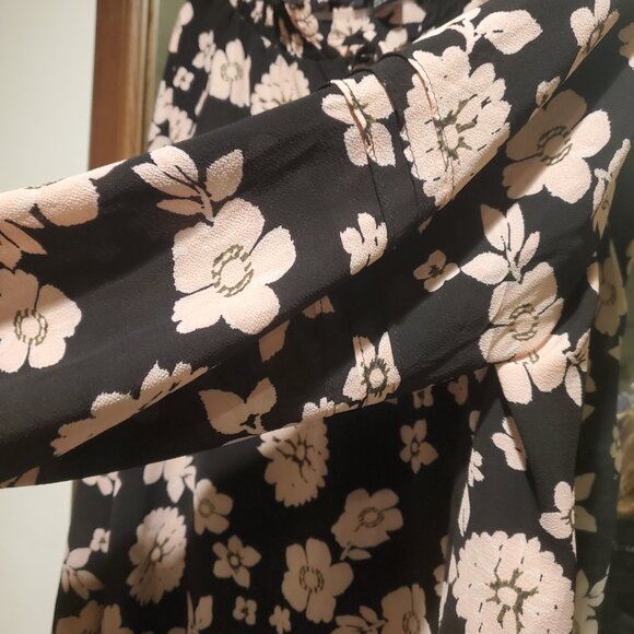 Social Standing by Sanctuary Floral Blouse Size XL - Picture 8 of 9